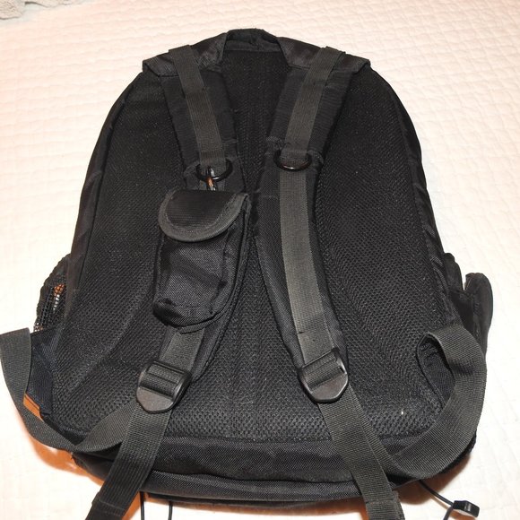 NWOT  Backpack - Picture 3 of 3